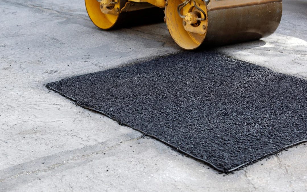 Asphalt Crack Filling vs. Asphalt Repair: What Does Your Pavement Need?